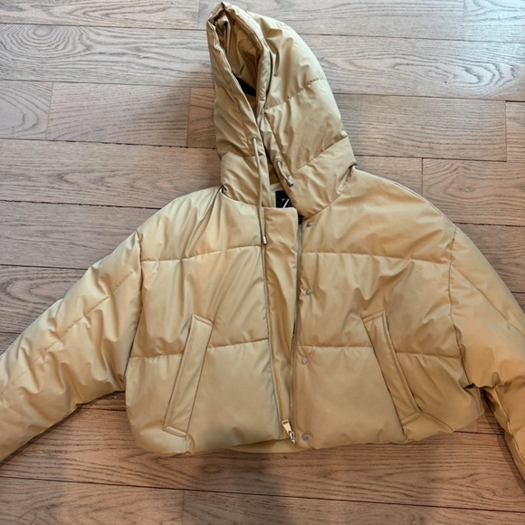 Tan Puffer Jacket ZARA - Picture 2 of 4